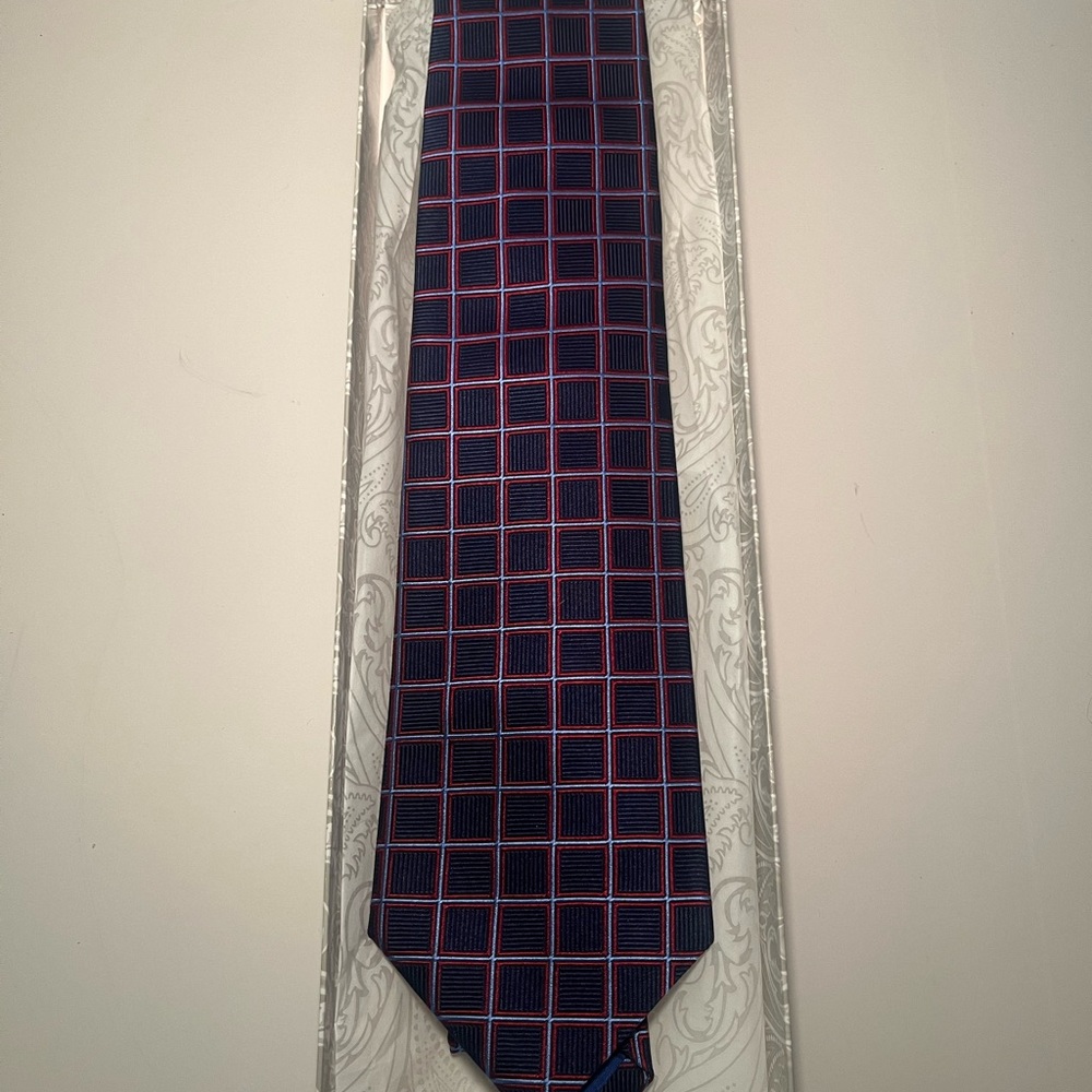 New Turnbull & Asser Silk Tie And Pocket Square